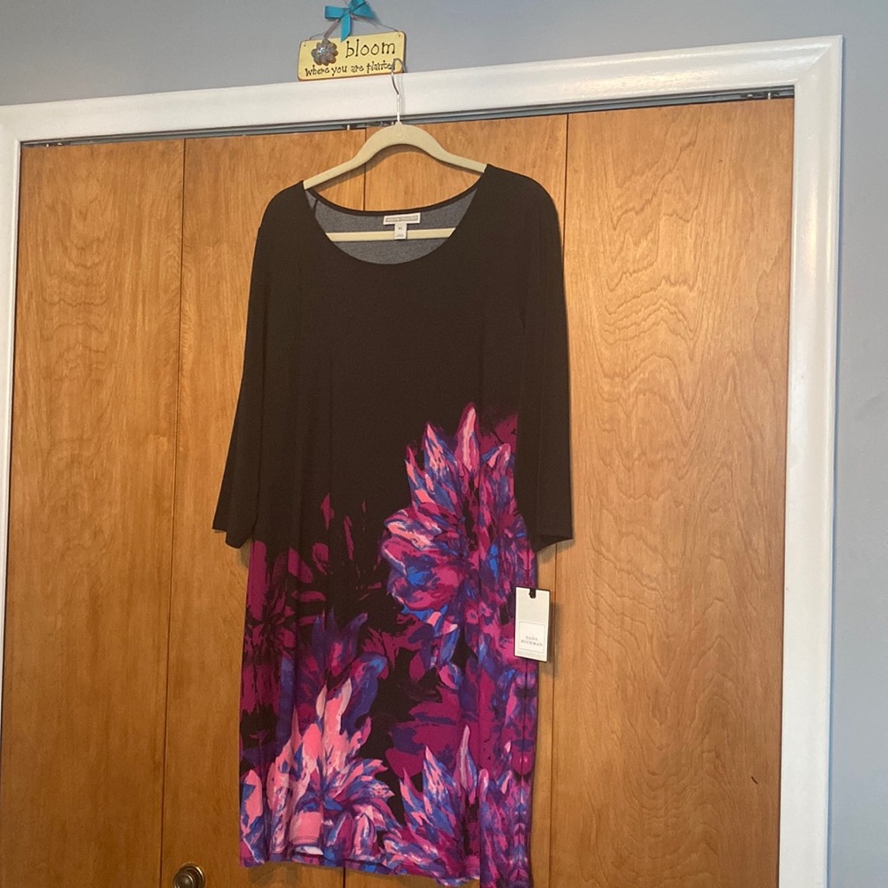 New with tags: XL Black with floral dress